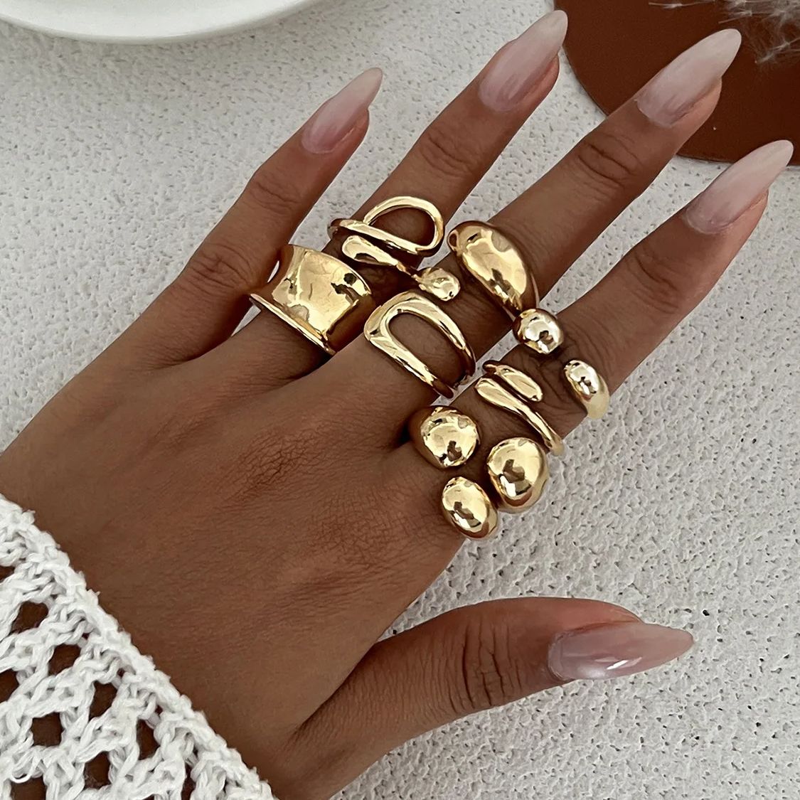 Vintage Punk Knuckle Rings Set - DIEZI 1 セットファッション中空幾何学ナックルリング女性のためのボヘミアンヴィンテージゴールドシルバーカラーオープンジョイントリングジュエリー