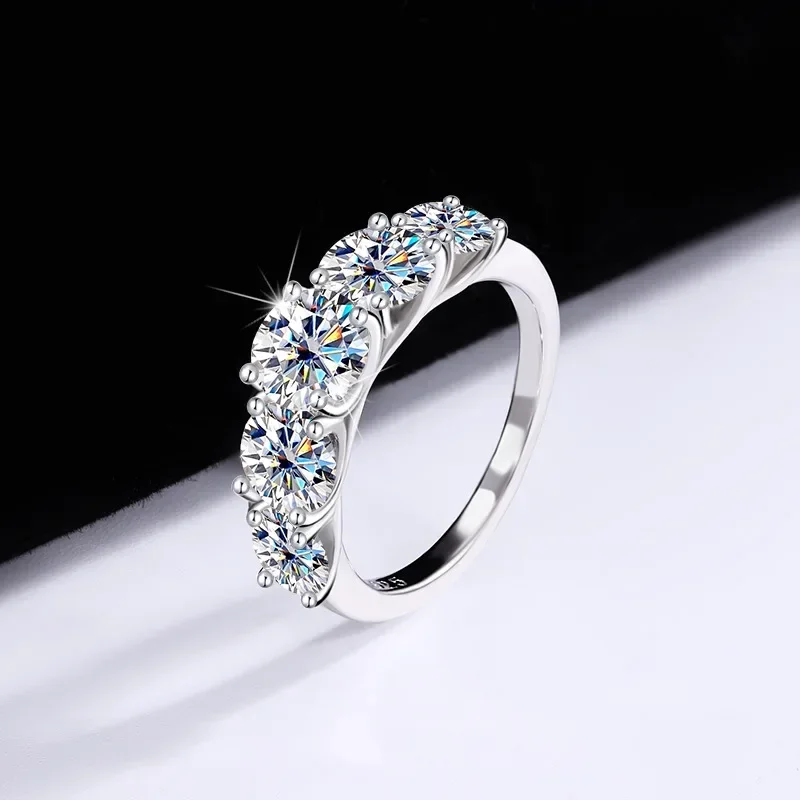 Moissanite Engagement Ring 1 Carat - 高級 18K ホワイト ゴールド ウェディング リング