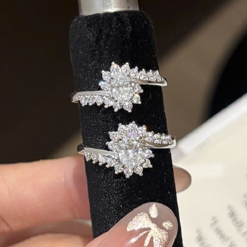 Moissanite Engagement Ring 1 Carat - Apaison 高級 0.5ct & 1 カラット
