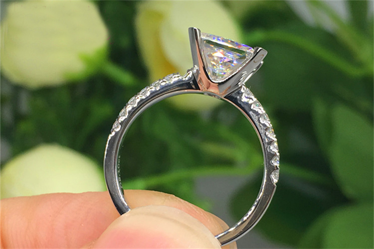 カスタムソリッド10K Au417ホワイトゴールド女性用ウェ - Moissanite Engagement Ring 1 Carat のレビューと価格