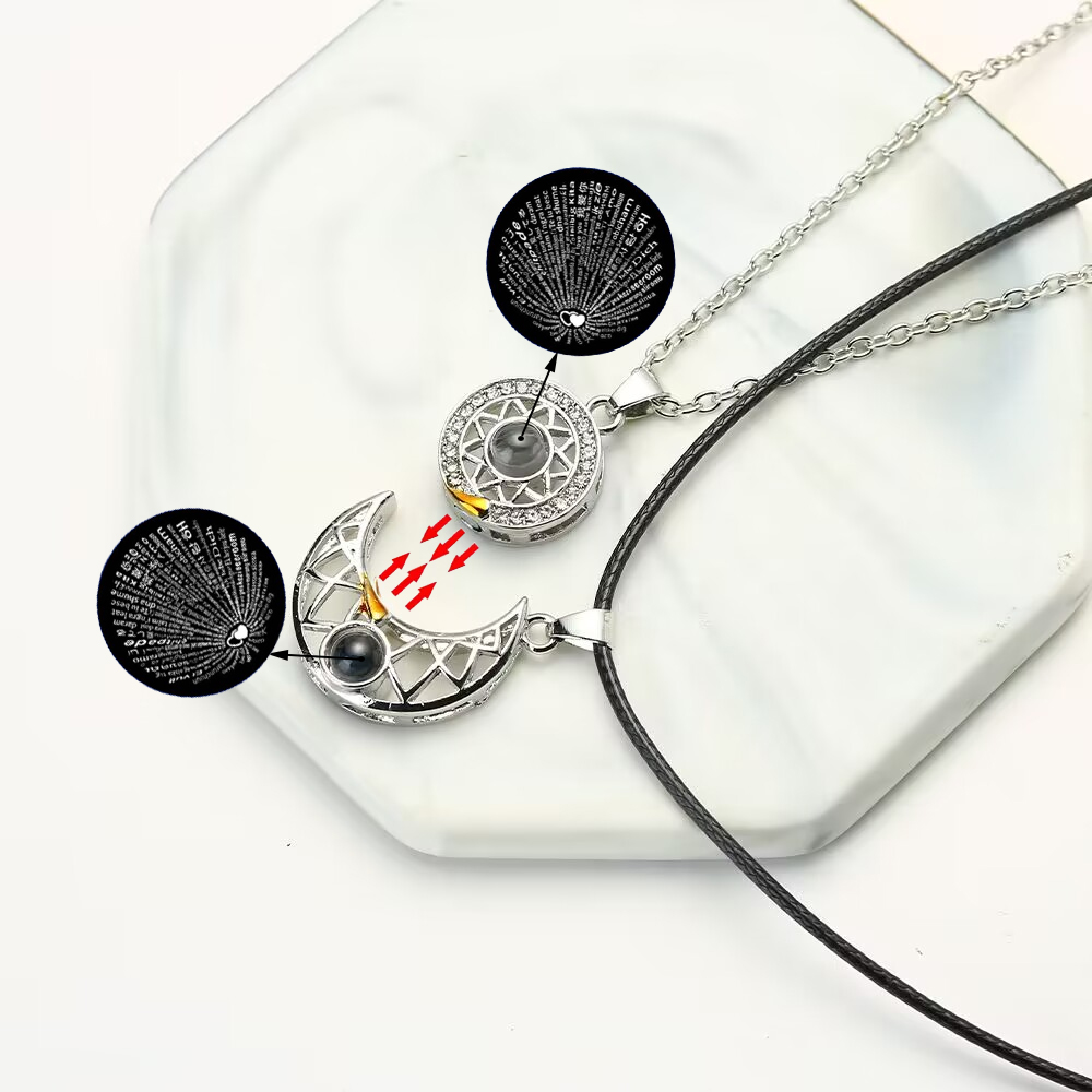 カップルのためのマッチングネックレス,幾何学的なペンダント, - Magnetic Couple Matching Necklaces のレビューと価格