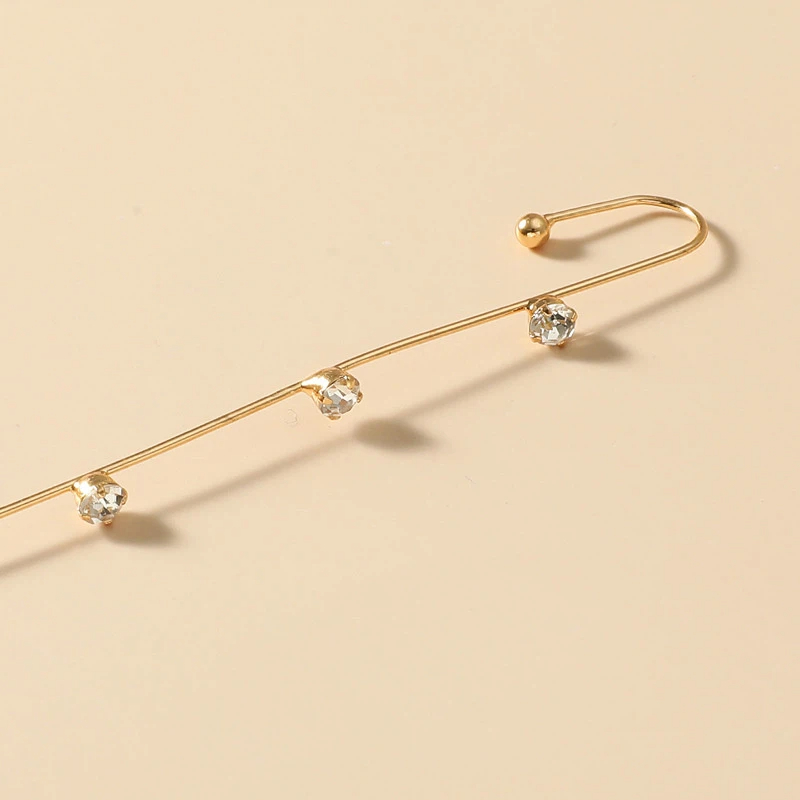 新しい気質のジルコンが埋め込まれた、個性的なシンプルな穴あき - Earrings のレビューと価格