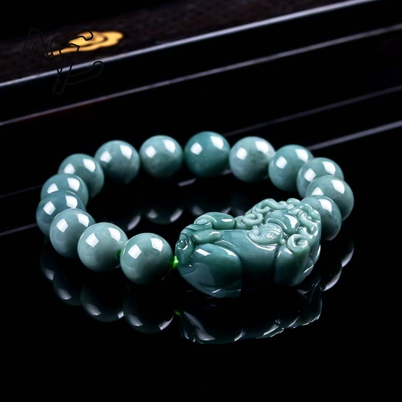 天然の本物のエメラルドブルーウォーター貔貅（ヒキュウ）ラウン - Bracelets のレビューと価格