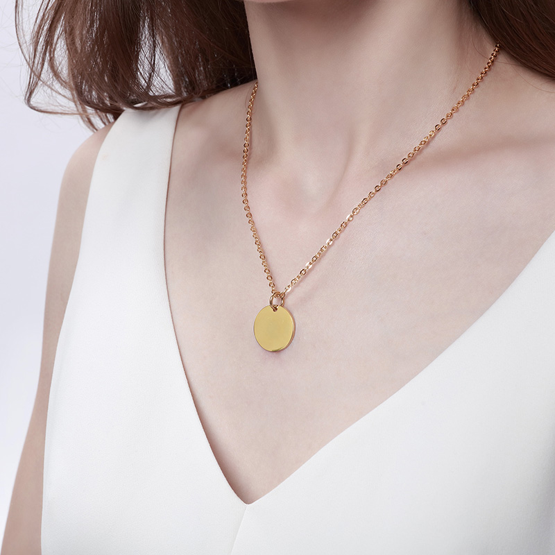 ステンレス鋼の重ね付けネックレスセット、変色しにくいコインペ - Layered Pendant Necklace Aesthetic のレビューと価格