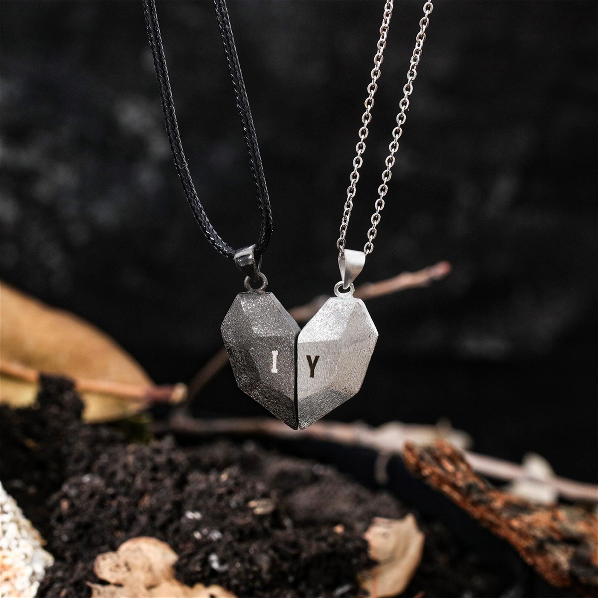 カスタムカップル用マグネットハートネックレスセット、ペアネッ - Magnetic Couple Matching Necklaces のレビューと価格