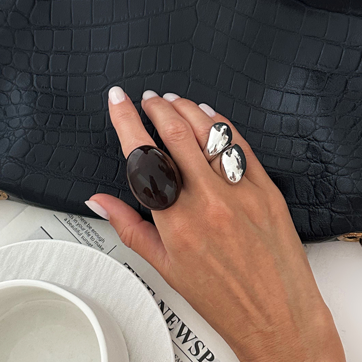 SHIXIN 2個セット ヴィンテージメタル水滴アクリルリン - Vintage Punk Knuckle Rings Set のレビューと価格