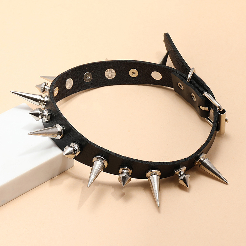 男性と女性のためのスパイク付きフェイクレザーネックレス,大き - Goth Punk Spike Choker のレビューと価格