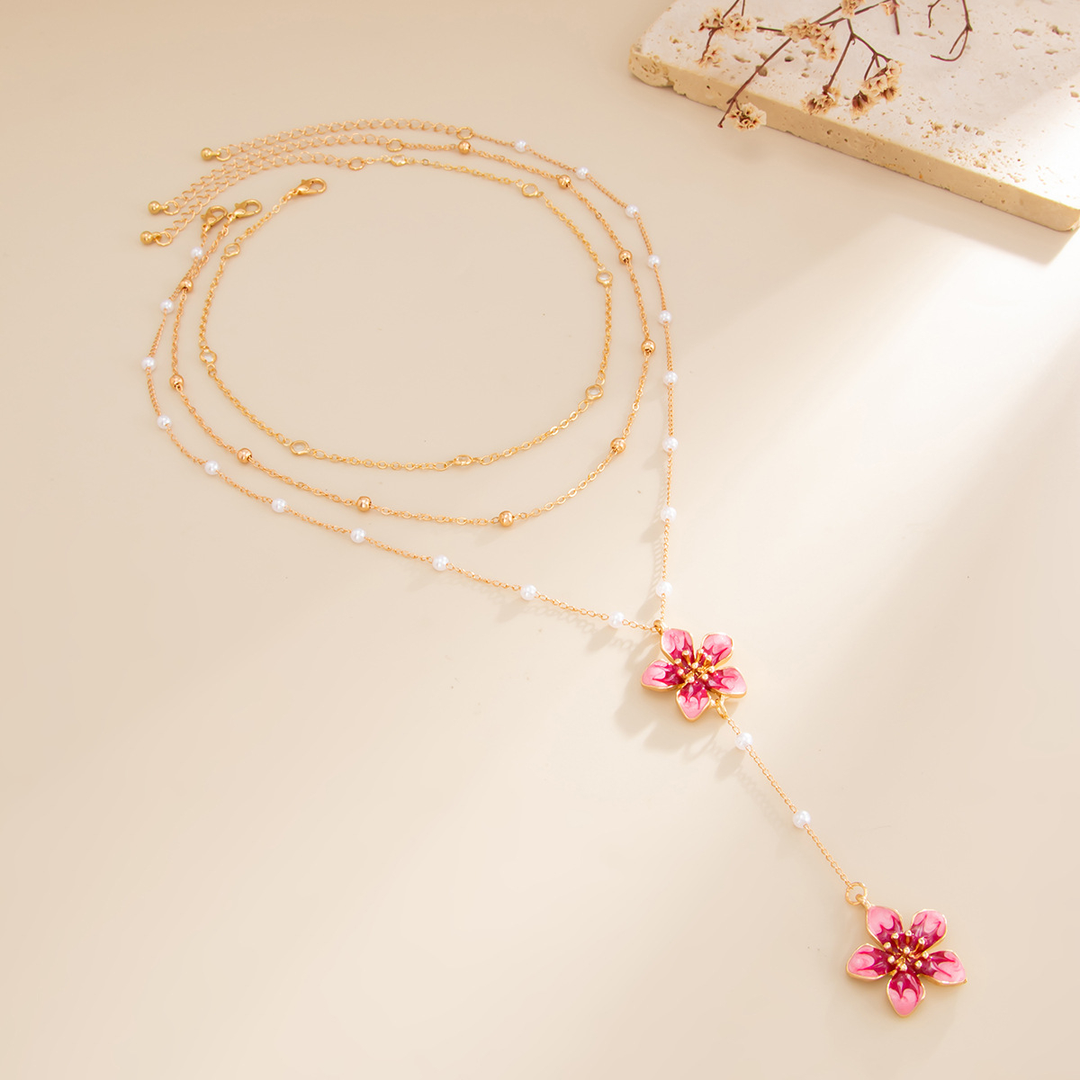 クリーンで美しい繊細なレイヤードネックレス 女性用 ゴールド - Layered Pendant Necklace Aesthetic のレビューと価格