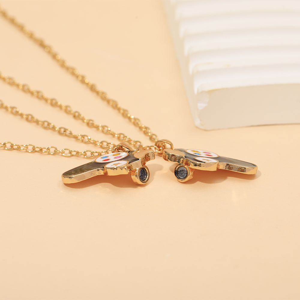 2個セット マグネット式カップルネックレス、分割ゲームコント - Magnetic Couple Matching Necklaces のレビューと価格
