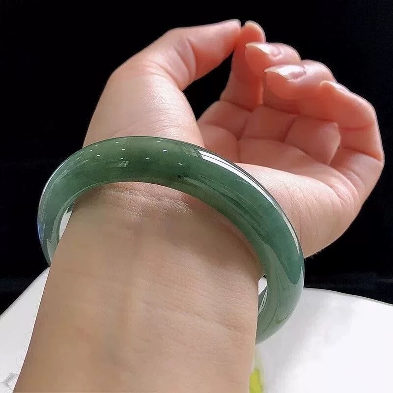 女性用、氷質の花柄、ワックス状の油緑色の翡翠ブレスレット、正 - Bracelets のレビューと価格
