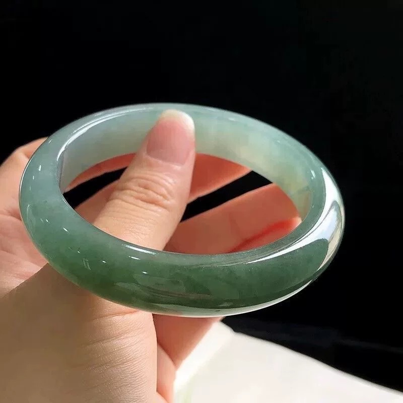 女性用、氷質の花柄、ワックス状の油緑色の翡翠ブレスレット、正 - Bracelets のレビューと価格
