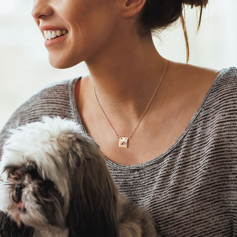 写真入り真鍮ハートネックレス、ミニカメラロケットネックレス、 - Heart Locket Necklace Photo のレビューと価格