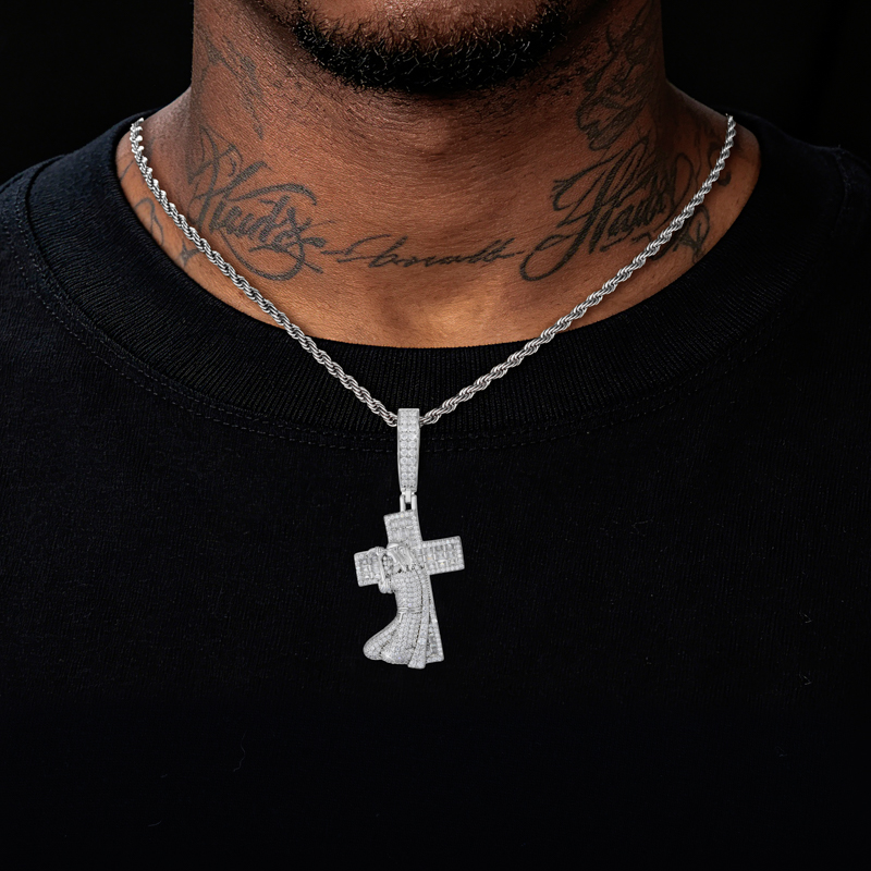 TUHE 新型ジーザスクロス 925シルバーペンダント モア - 925 Sterling Silver Chain Necklace Men のレビューと価格