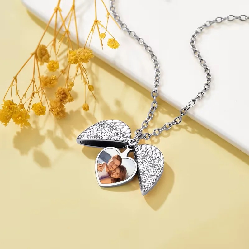 カスタム写真ハートロケットネックレスパーソナライズされた写真 - Heart Locket Necklace Photo のレビューと価格