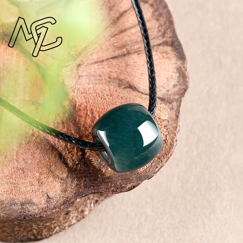 天然ミャンマー産エメラルドディープブルーウォーターロードコネ - Necklaces のレビューと価格