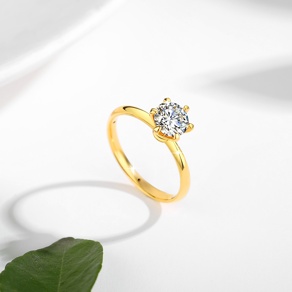 リアルゴールド 18 K モアッサナイトリング中空女性婚約結 - Moissanite Engagement Ring 1 Carat のレビューと価格